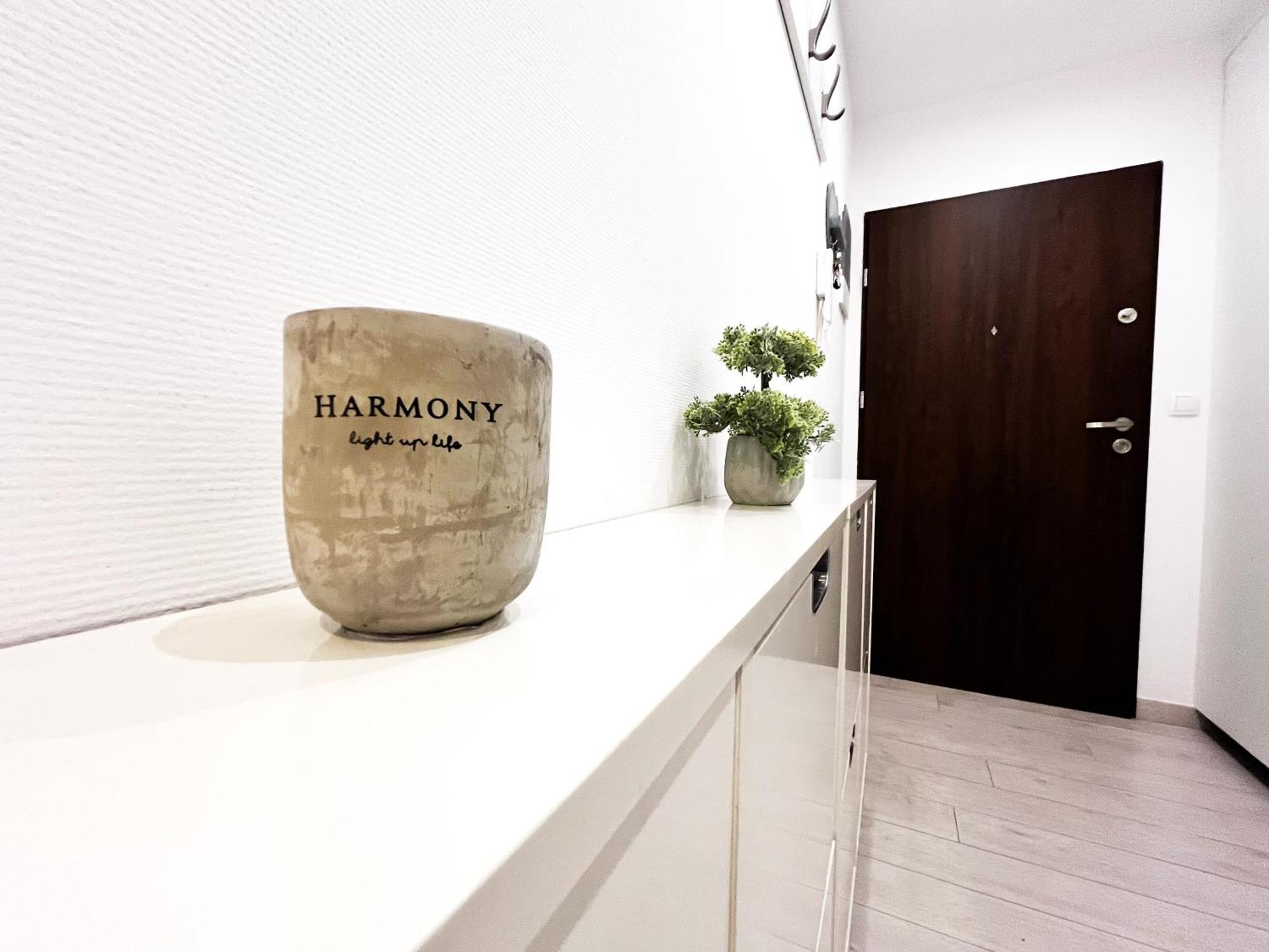 Walk To Park, Modern 2Bd Kitchen! Balcony, Parking Apartment Wroclaw Exterior photo